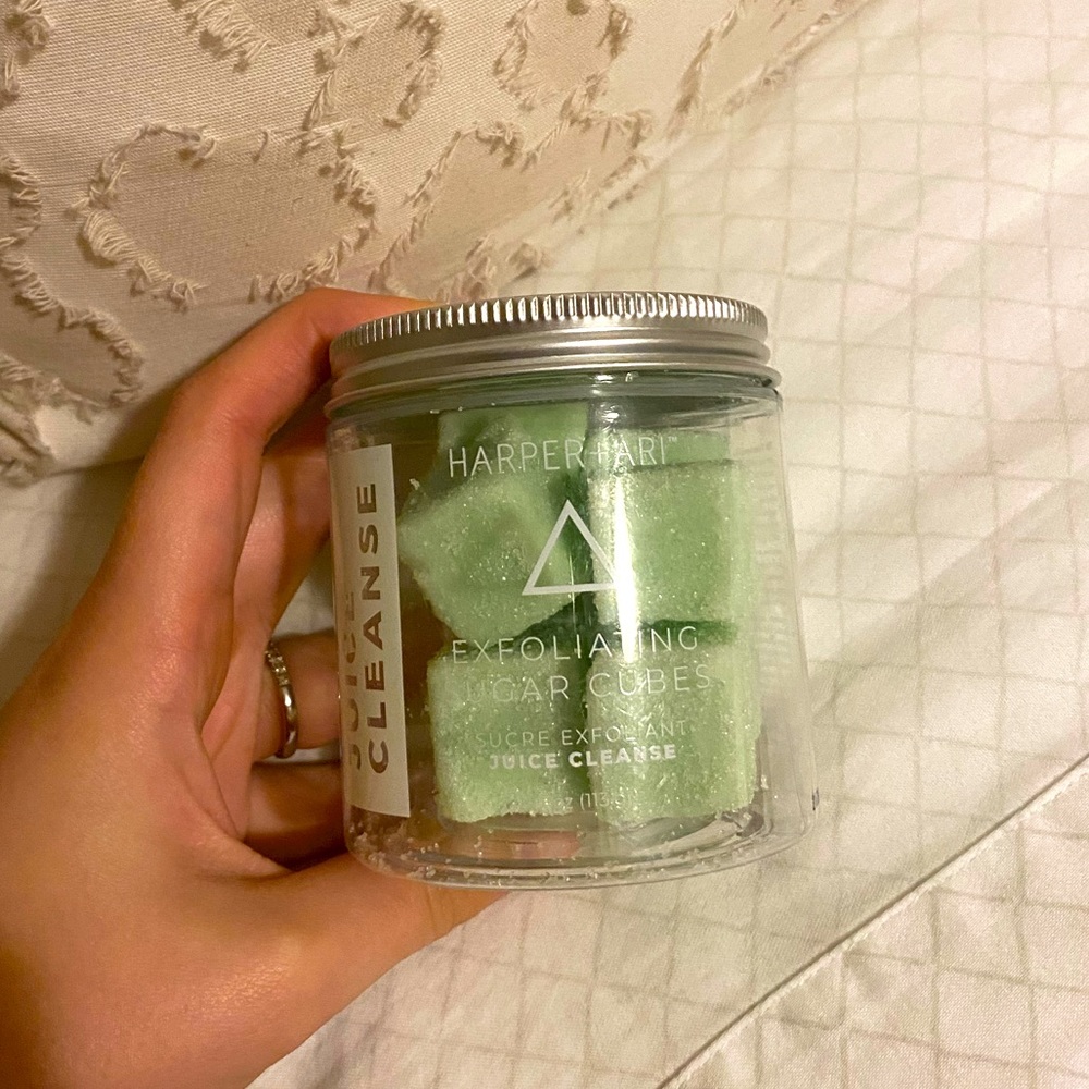 Harper+Ari exfoliating sugar scrub